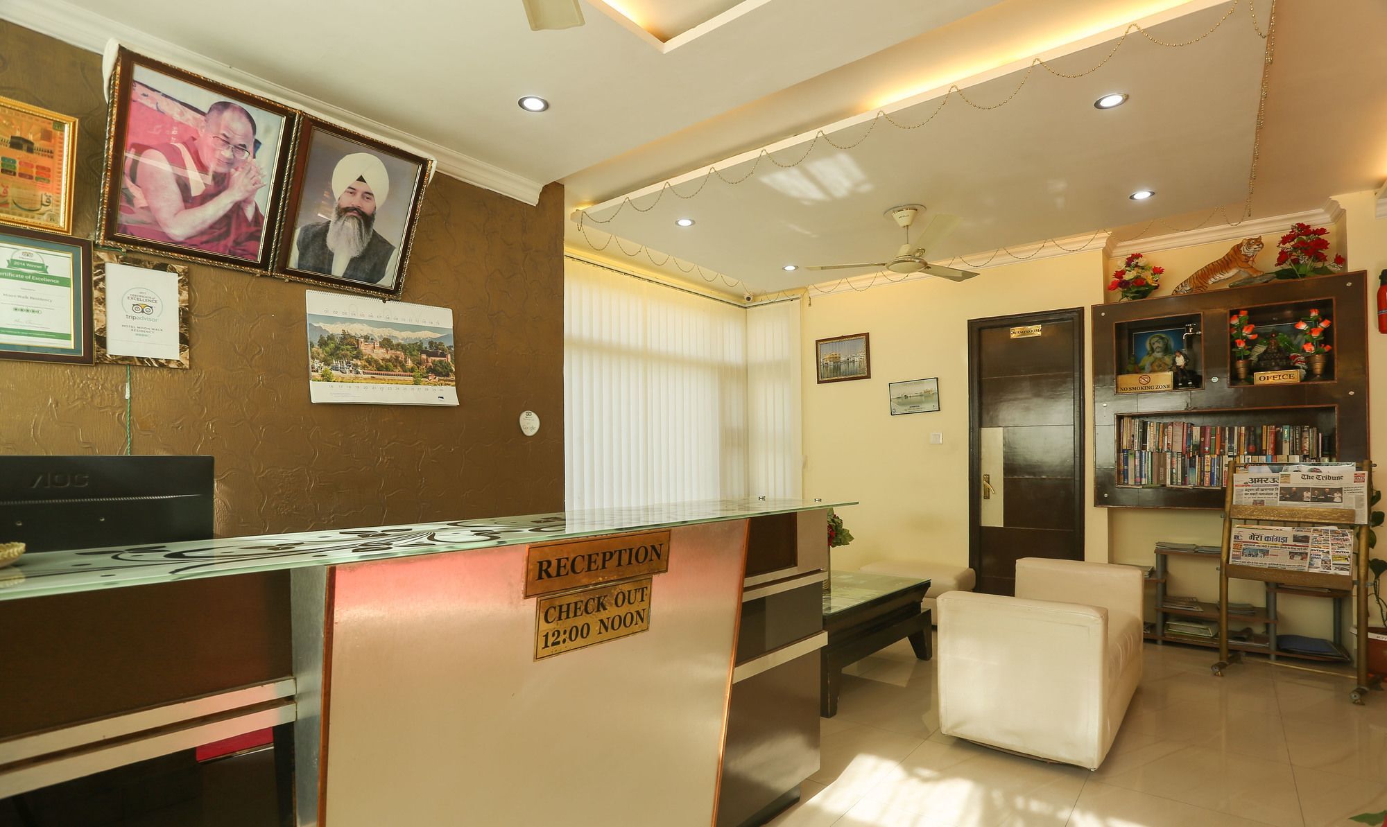Moon Walk Residency Hotel Dharamshala Buitenkant foto