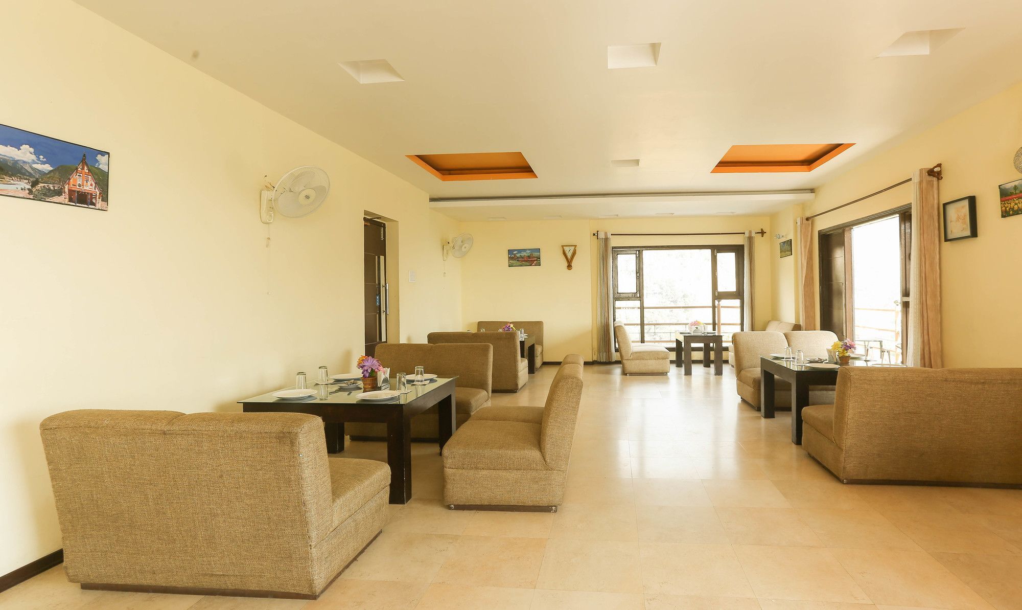 Moon Walk Residency Hotel Dharamshala Buitenkant foto