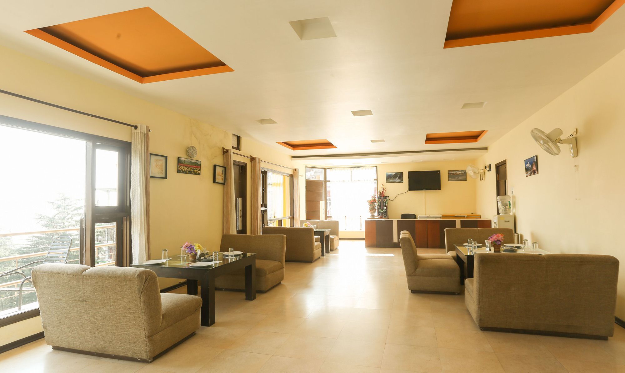 Moon Walk Residency Hotel Dharamshala Buitenkant foto