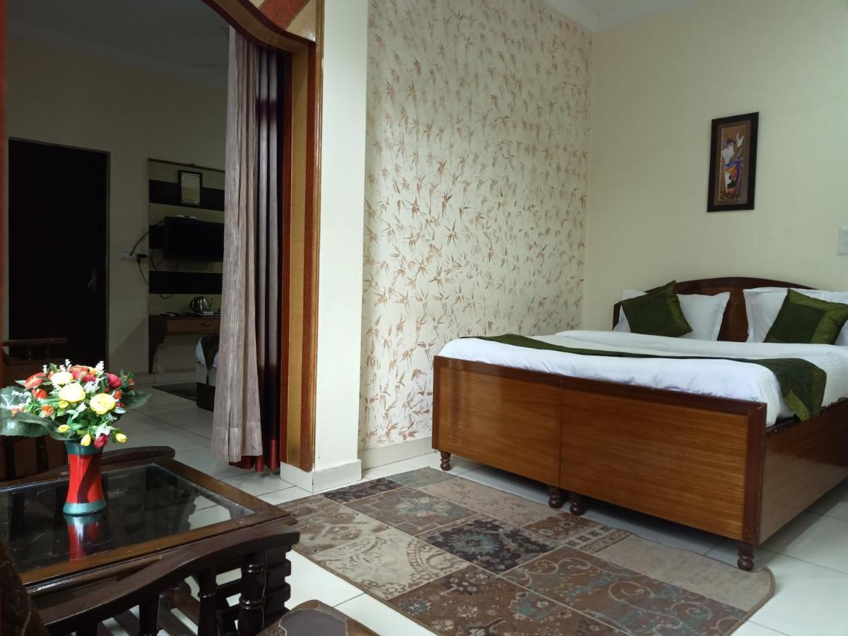 Moon Walk Residency Hotel Dharamshala Buitenkant foto