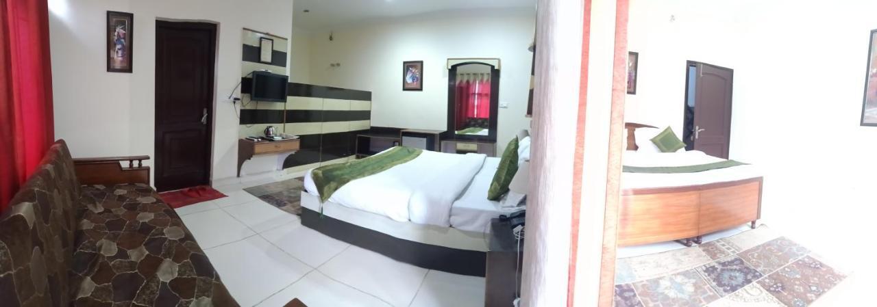 Moon Walk Residency Hotel Dharamshala Buitenkant foto