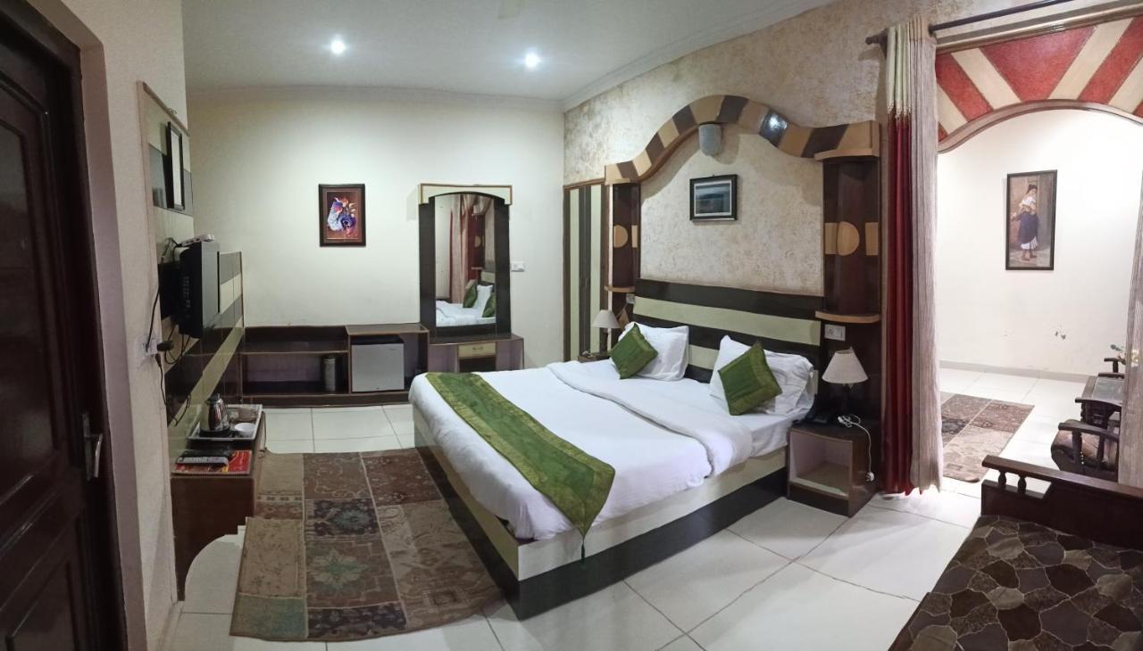 Moon Walk Residency Hotel Dharamshala Buitenkant foto